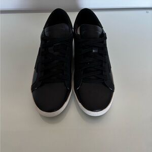 Golden Goose GGDB Superstar White Black Unisex Sneakers Size 42 (9M, 12W)